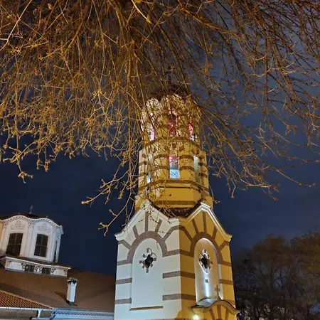 Teo - House At Old Town - Center